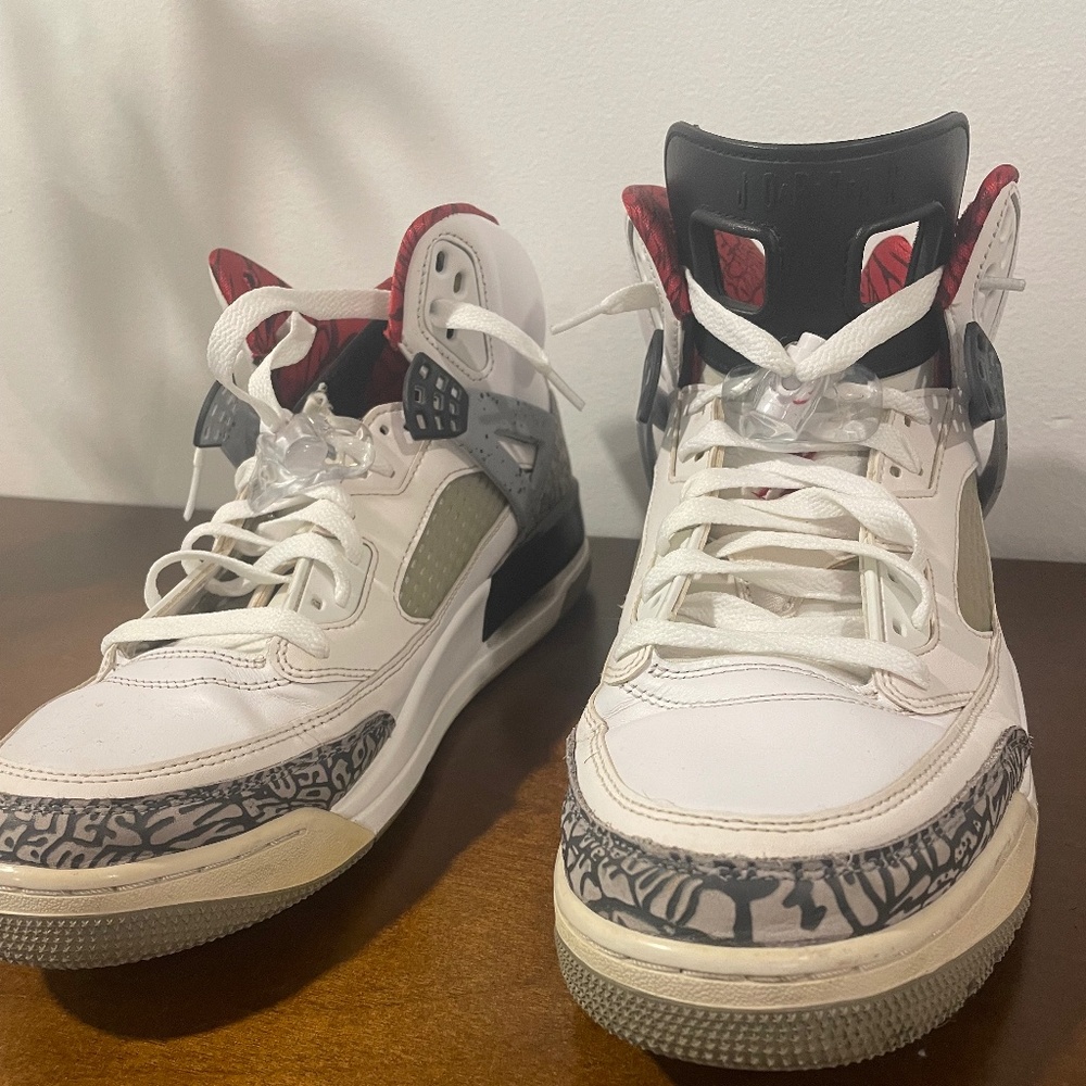 Jordan Spizike Cement Grey on